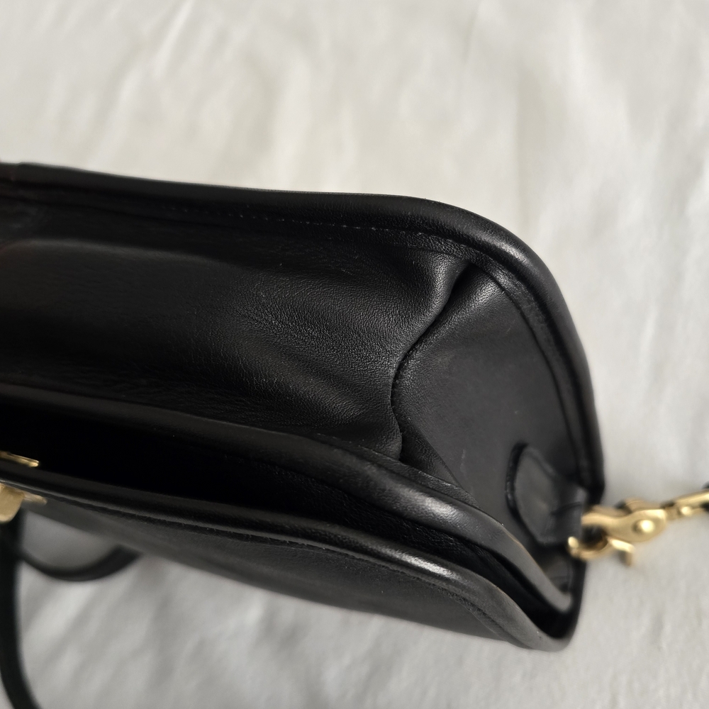 Vintage Coach Convertible Clutch Crossbody Black USA Glove Tanned Y2K Minimalist - Picture 9 of 16